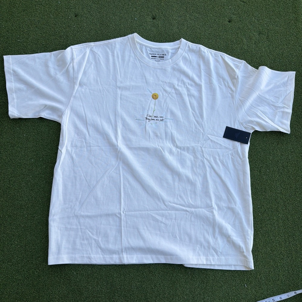 PAPER PLANES She Loves Me, They Love Me Not TEE IN Eggshell SIZE 2XL NWT NEW